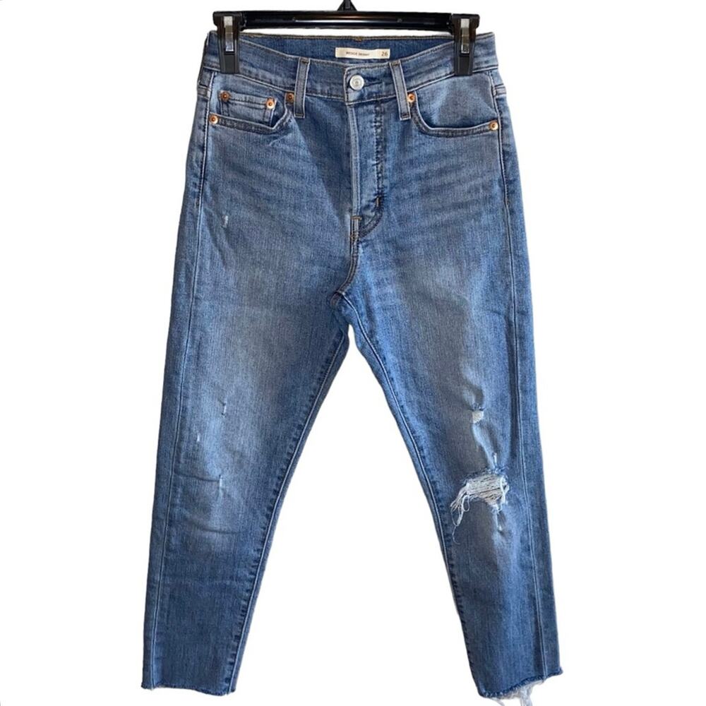 Levi’s‎ Wedgie Skinny Jeans 26 Distressed Raw Hem High Rise Crop
